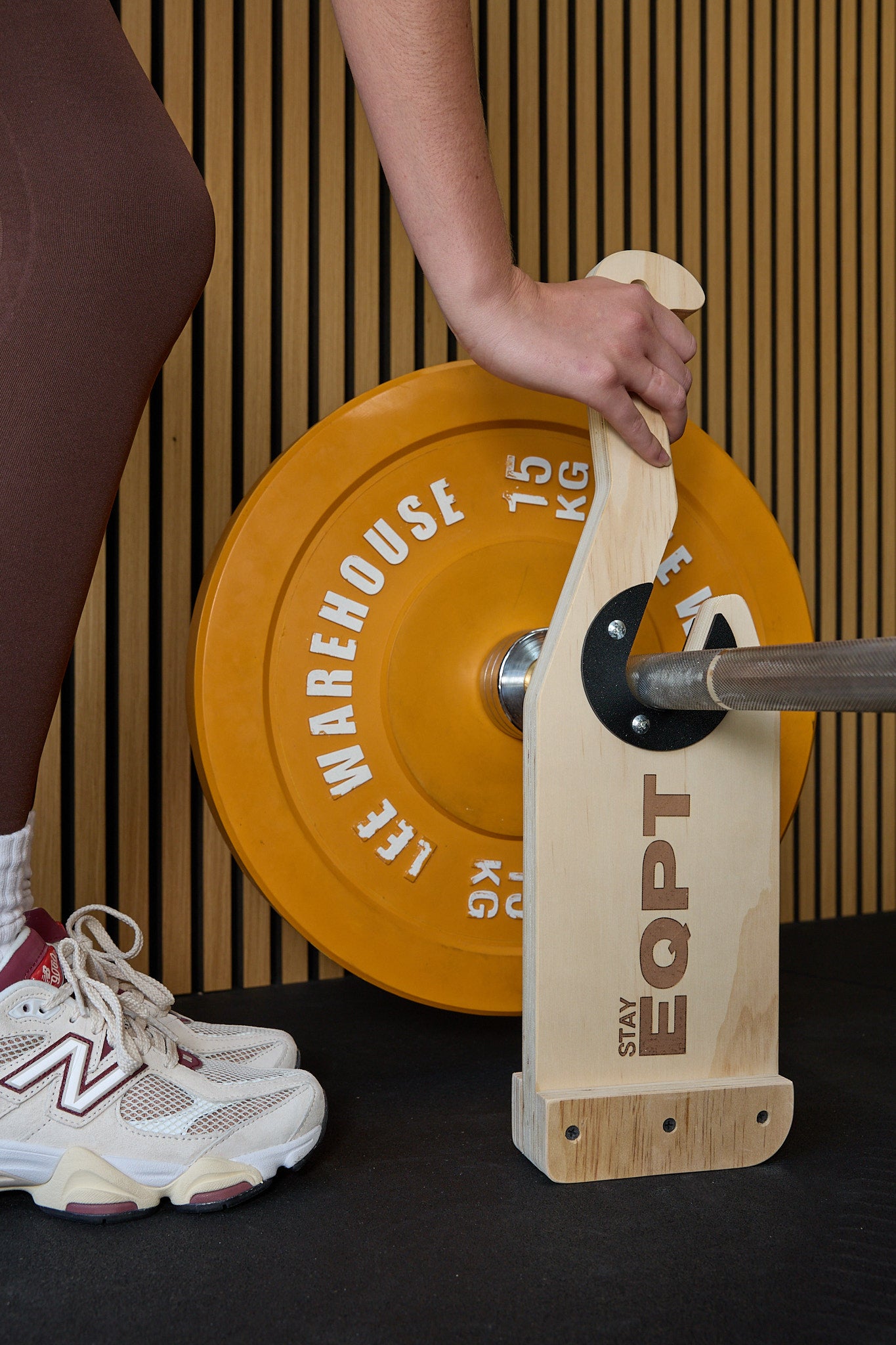 stayEQPT Wooden Barbell Jack