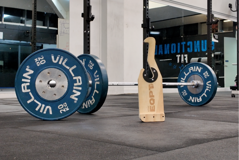 stayEQPT Wooden Barbell Jack